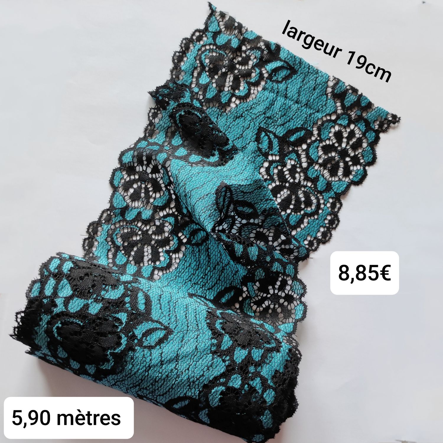 5,90 mètres dentelle extensible 19cm noir/bleu