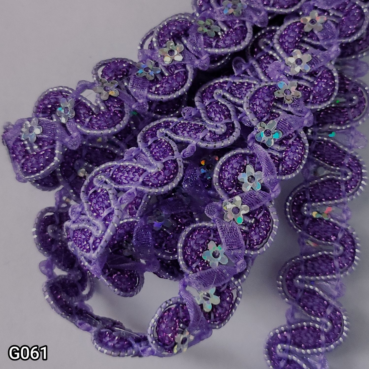 Galon violet clair /fleurs 1,5cm
