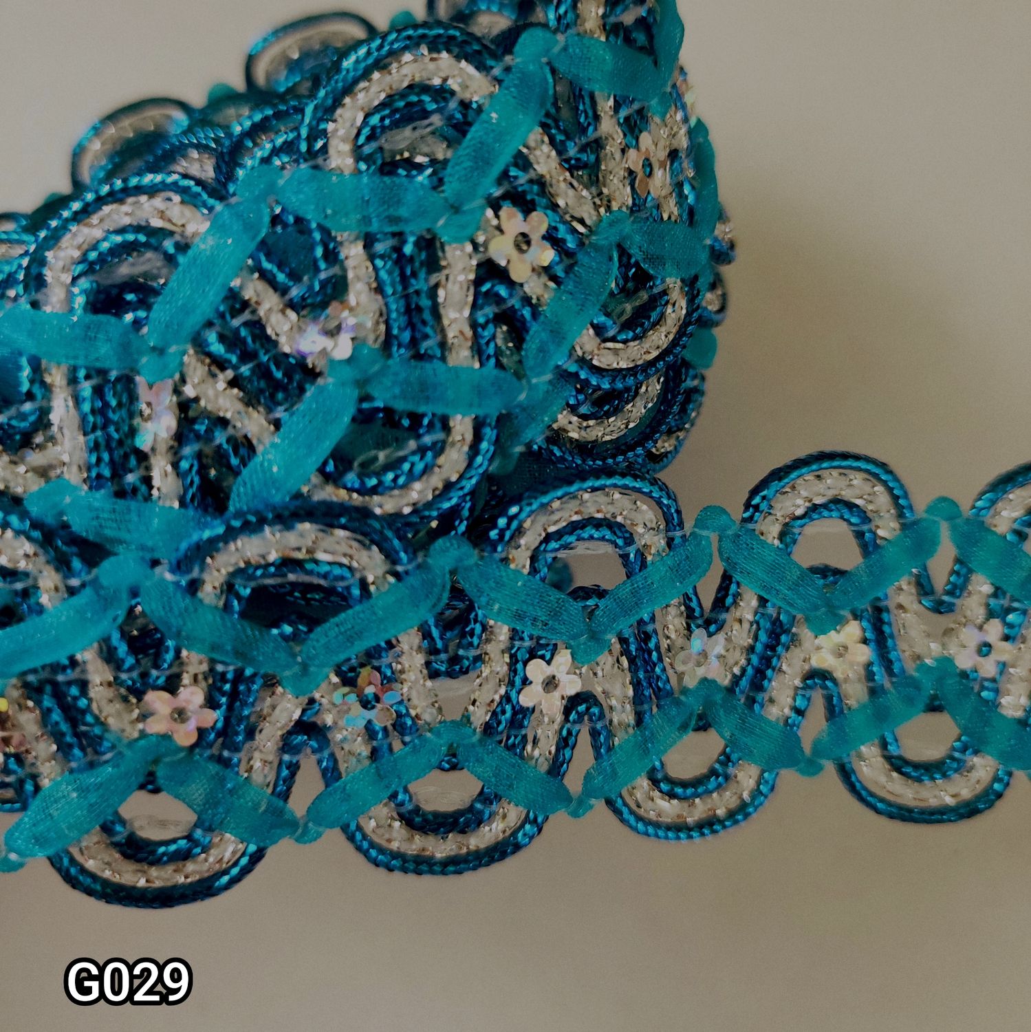 Galon bleu/argenté 3cm (8 mètres)