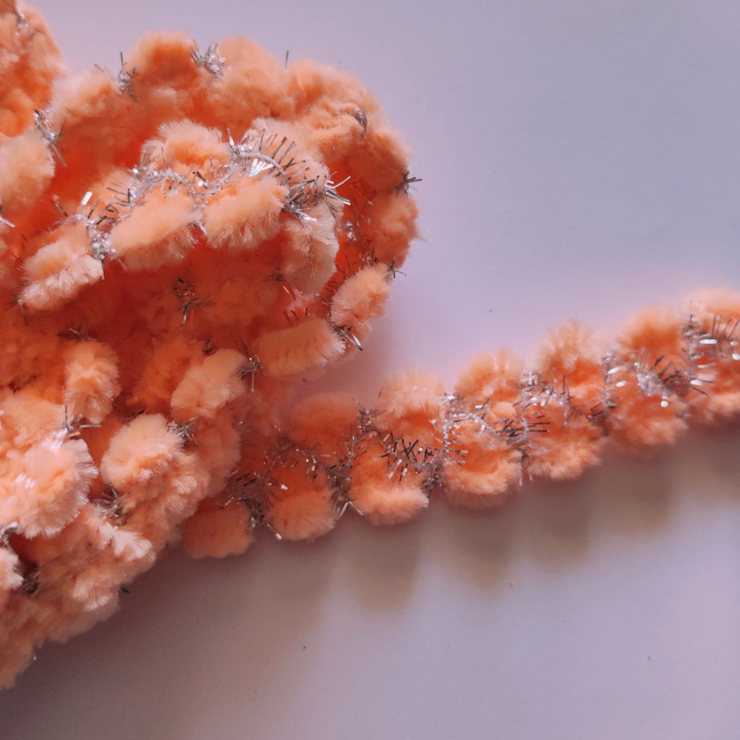 1,80 mètres de Galon saumon/argenté 2,2cm 