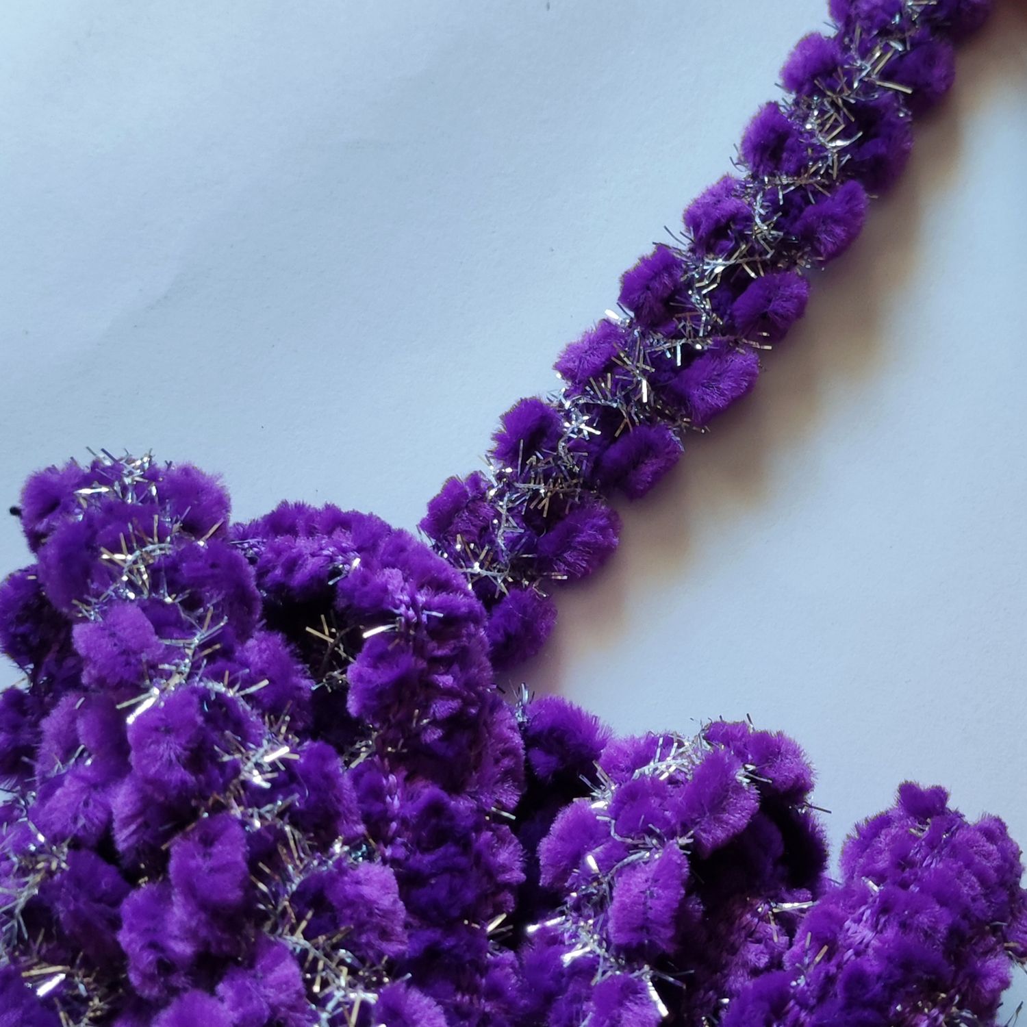 Galon violet /argenté 2,2cm (4,60 mètres)