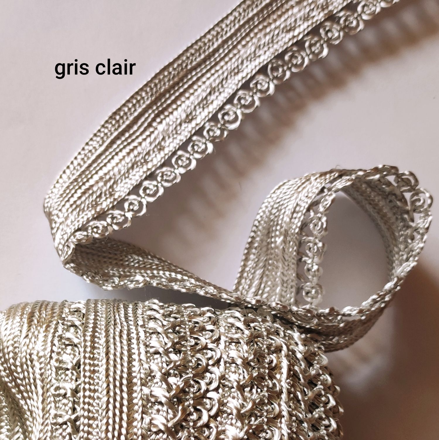 Galon sfifa large 3cm gris clair