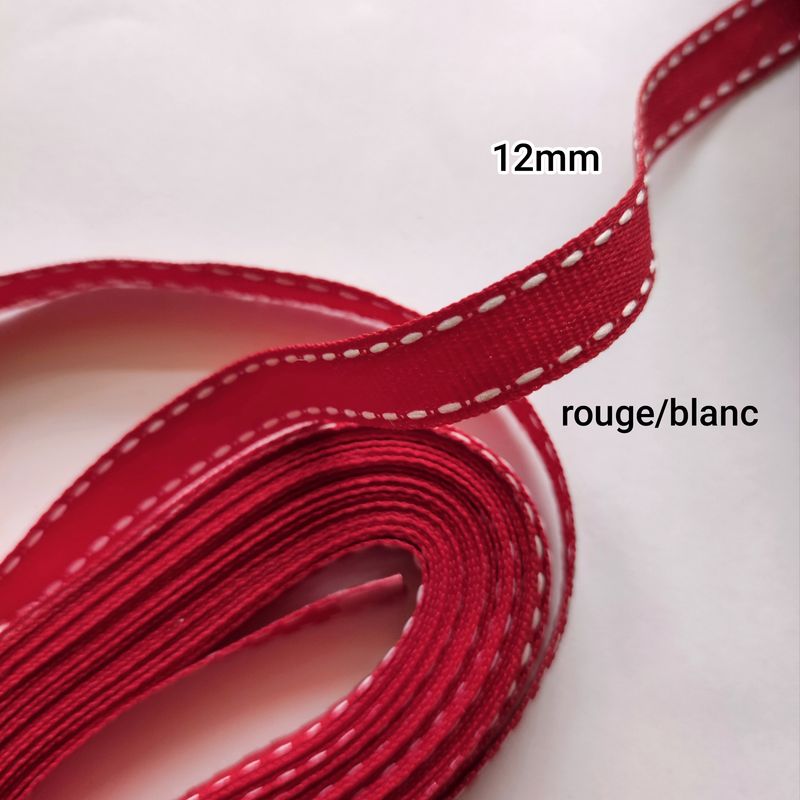 Ruban rouge surpiqûre blanche au mètre 