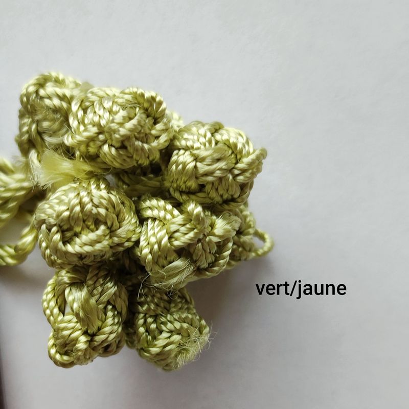 10 boutons caftan vert jaune 