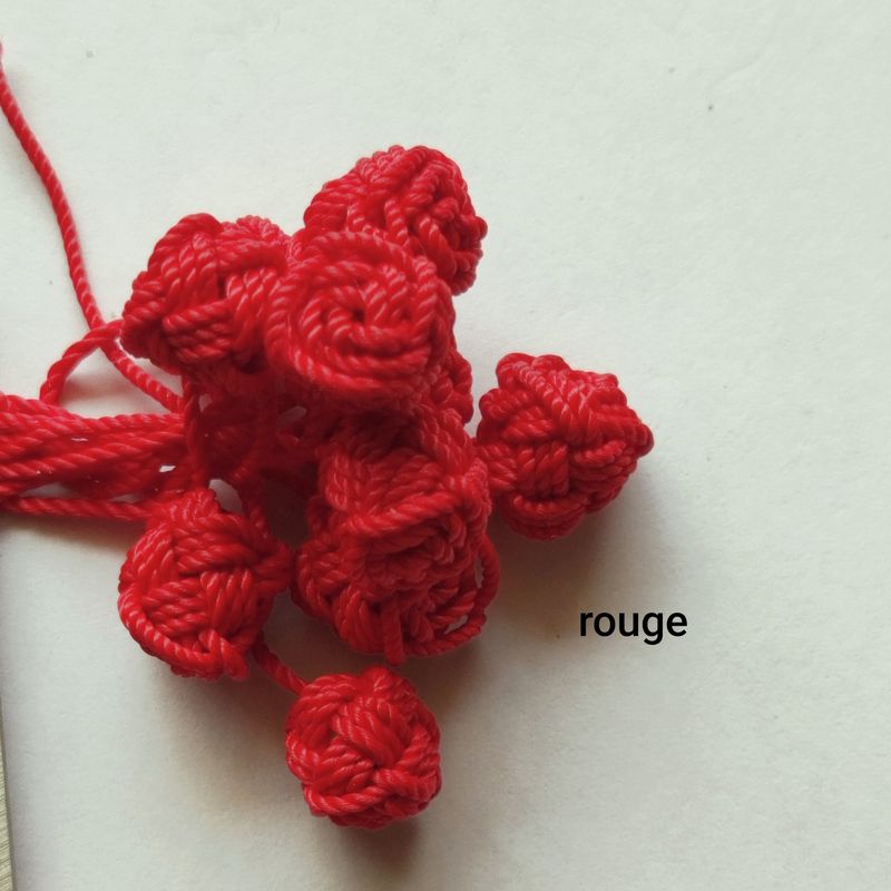 10 boutons caftan rouge 