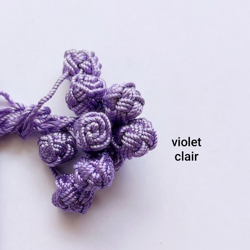 10 boutons caftan violet clair