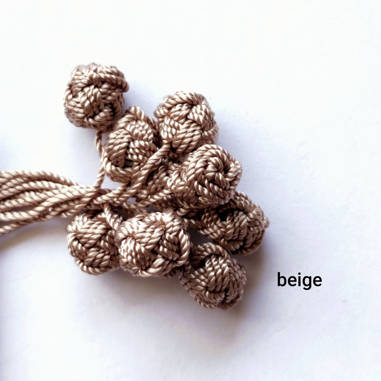 10 boutons caftan beige