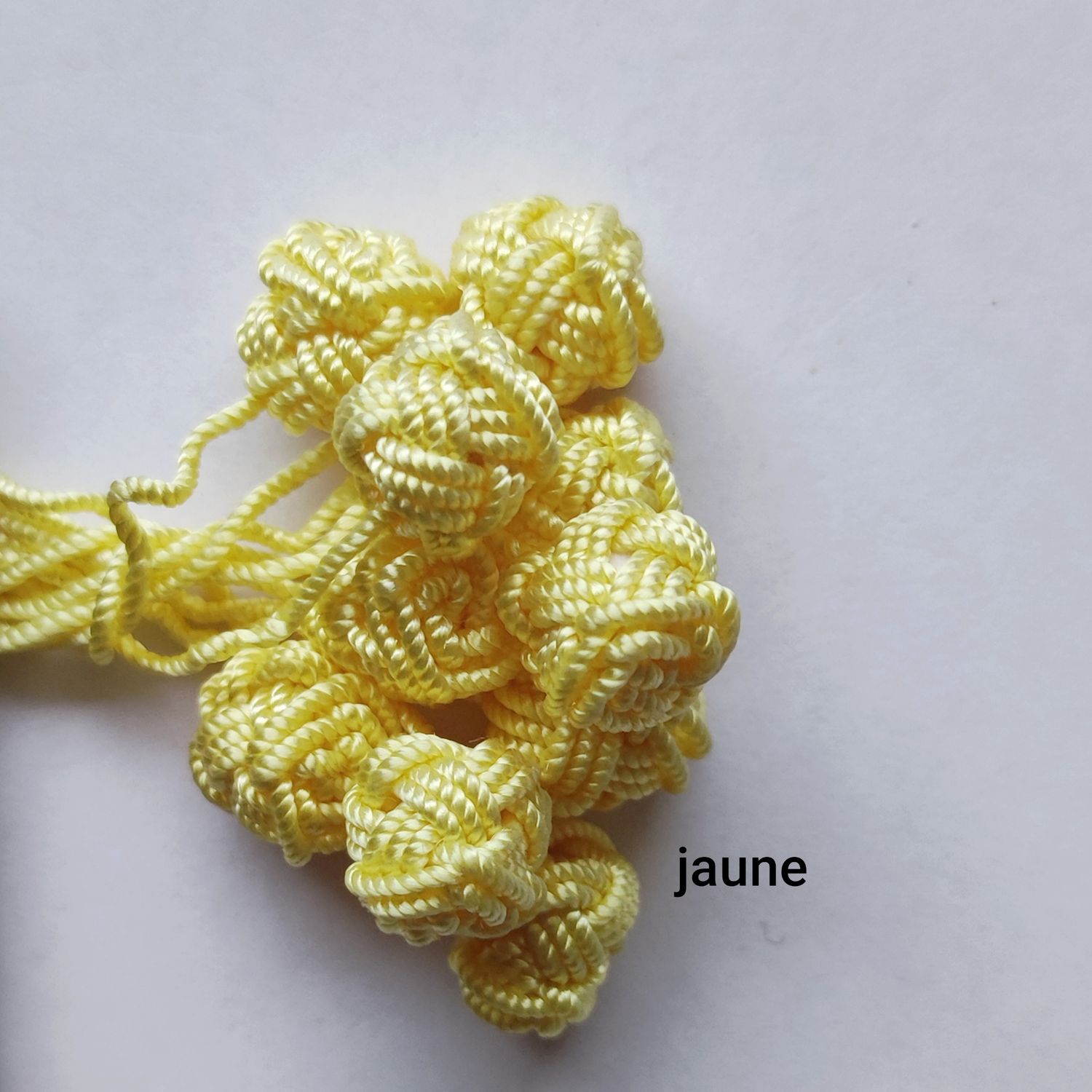 10 boutons caftan jaune