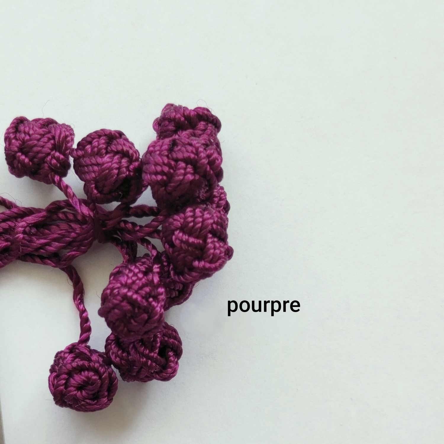 10 boutons caftan pourpre