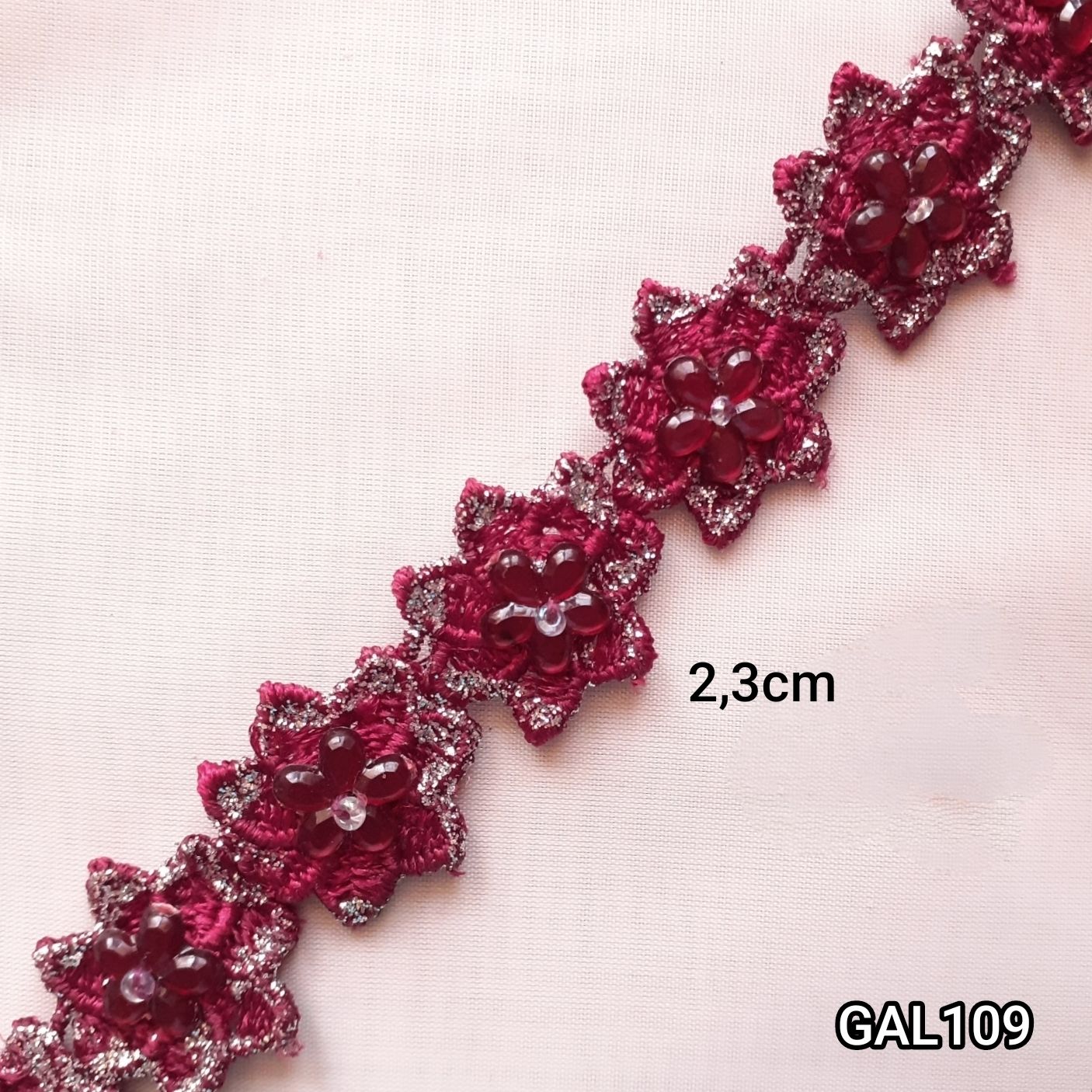 Galon fleur rouge/argenté 2,3cm