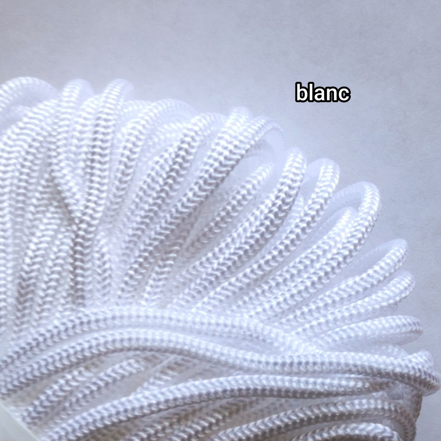 10 mètres cordelette 4mm blanc