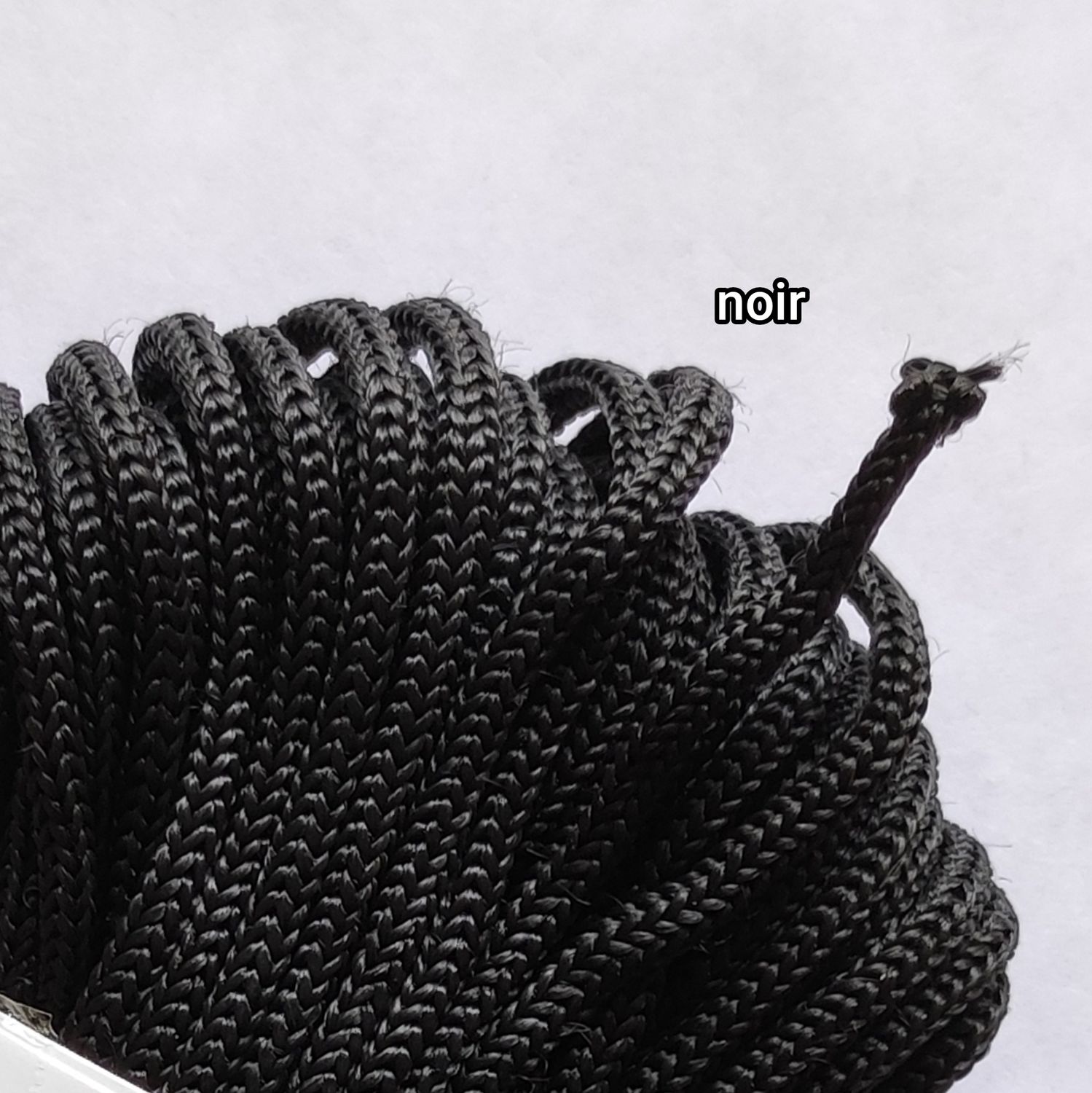 10 mètres cordelette 4mm noir