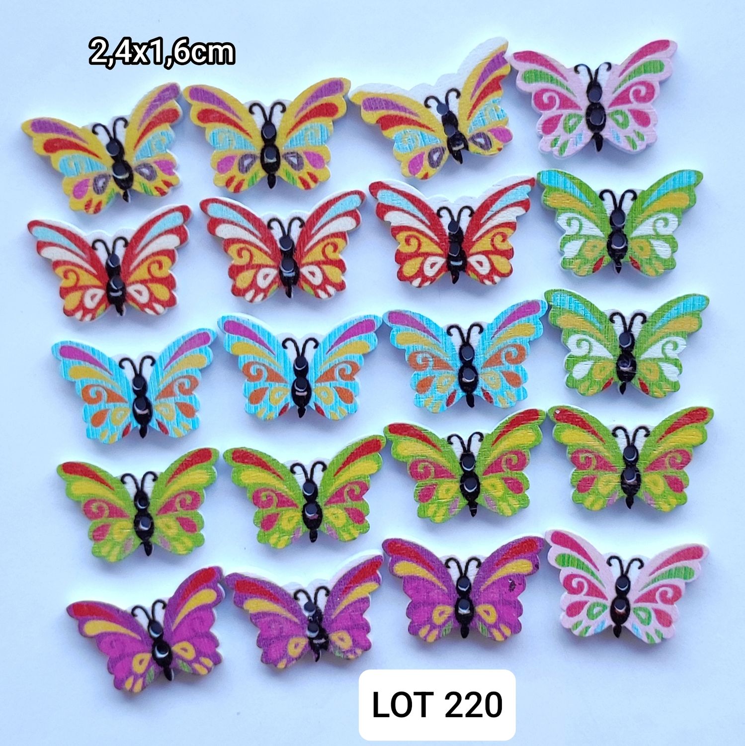 20 boutons papillon LOT 220