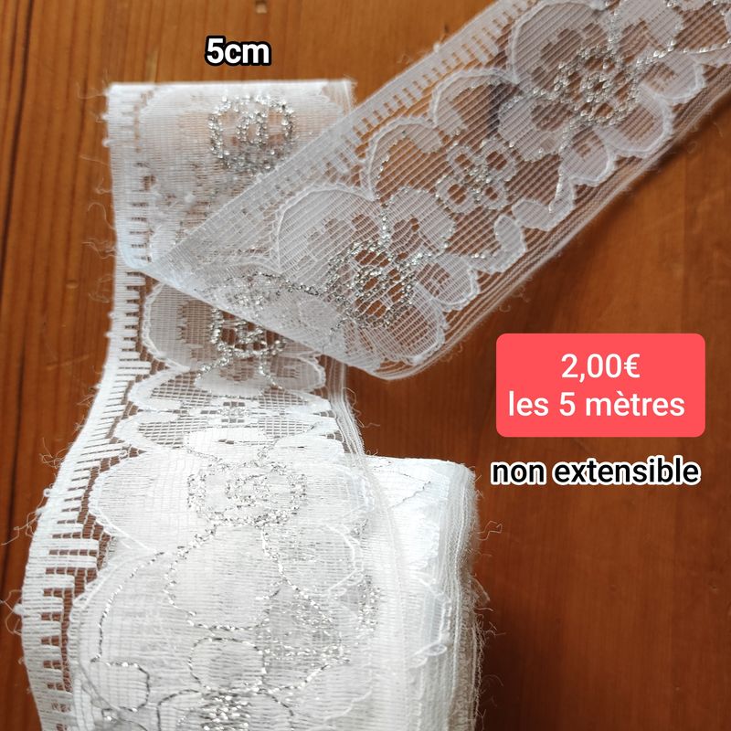 5 mètres dentelle blanche/argenté 5cm