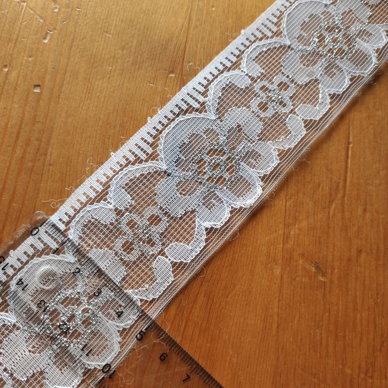 5 m dentelle blanche 5cm avec doré et avec argenté