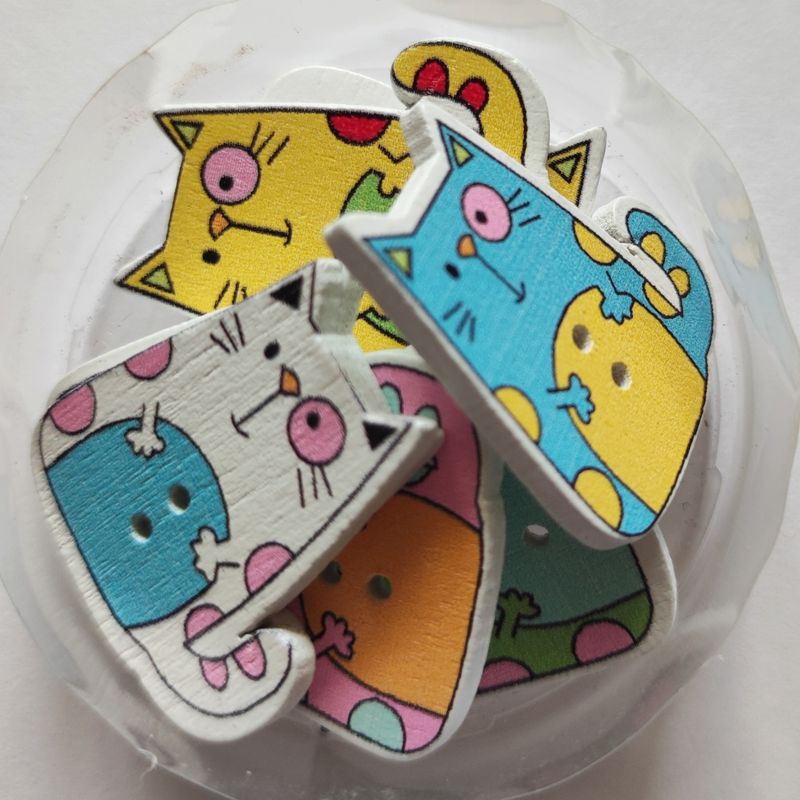 25 boutons chat LOT 221