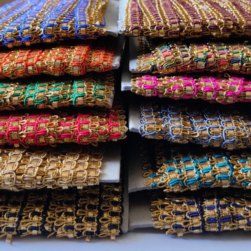 Galon avec fil doré doré 1,3cm (choisissez vos couleurs)