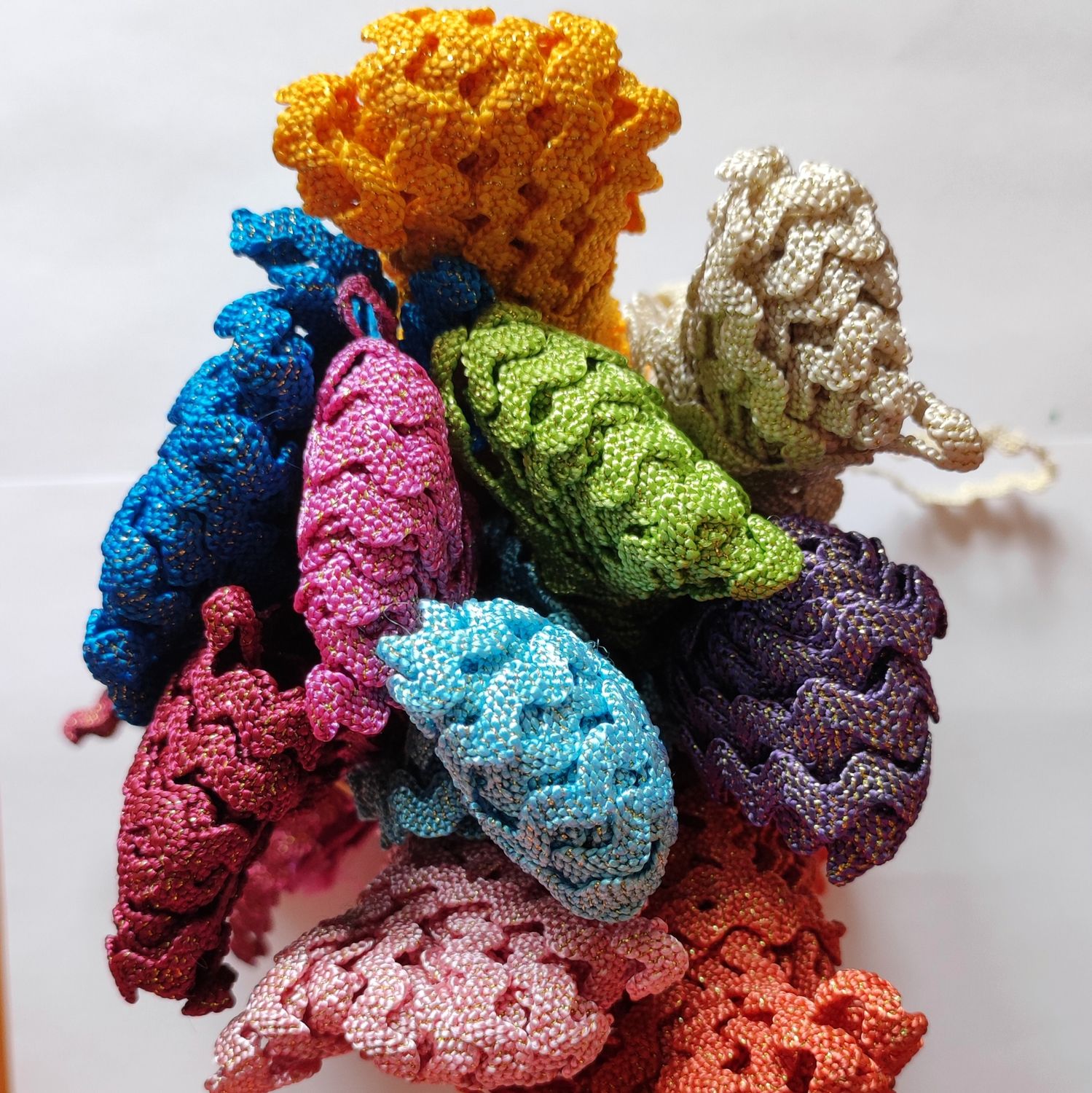 9 m zig zag 9mm avec doré (choisissez vos couleurs)