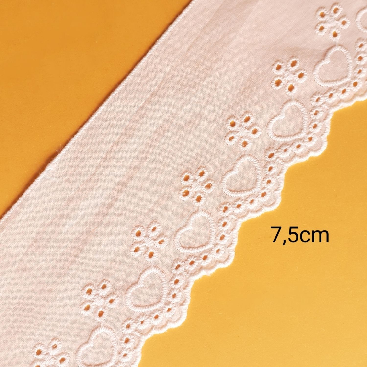 Broderie anglaise 3,50 ou 7,5cm (choisissez la largeur)
