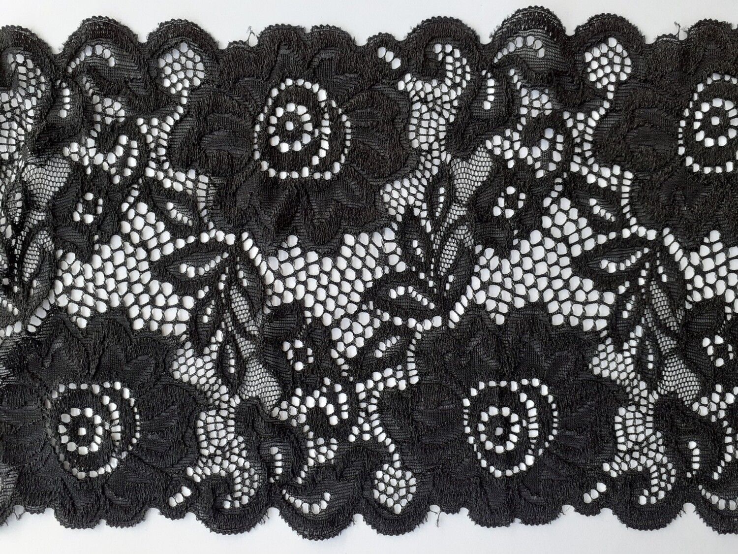3 m dentelle strech 15 cm en noir et blanc