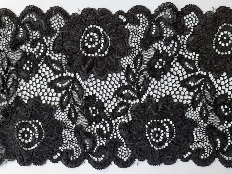 3 m dentelle strech 15 cm en noir et blanc