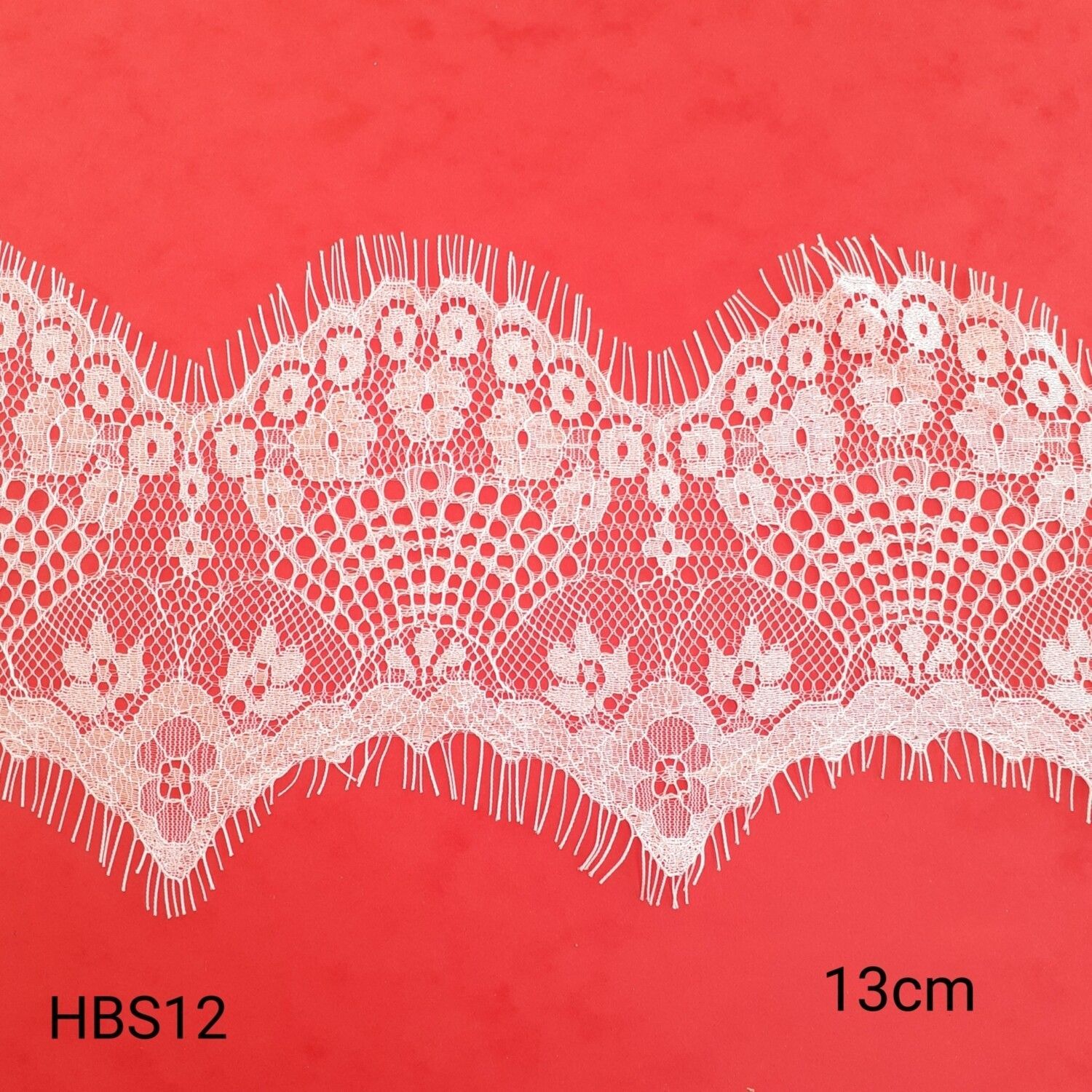 3 m dentelle avec cils 13 cm en noir et en blanc