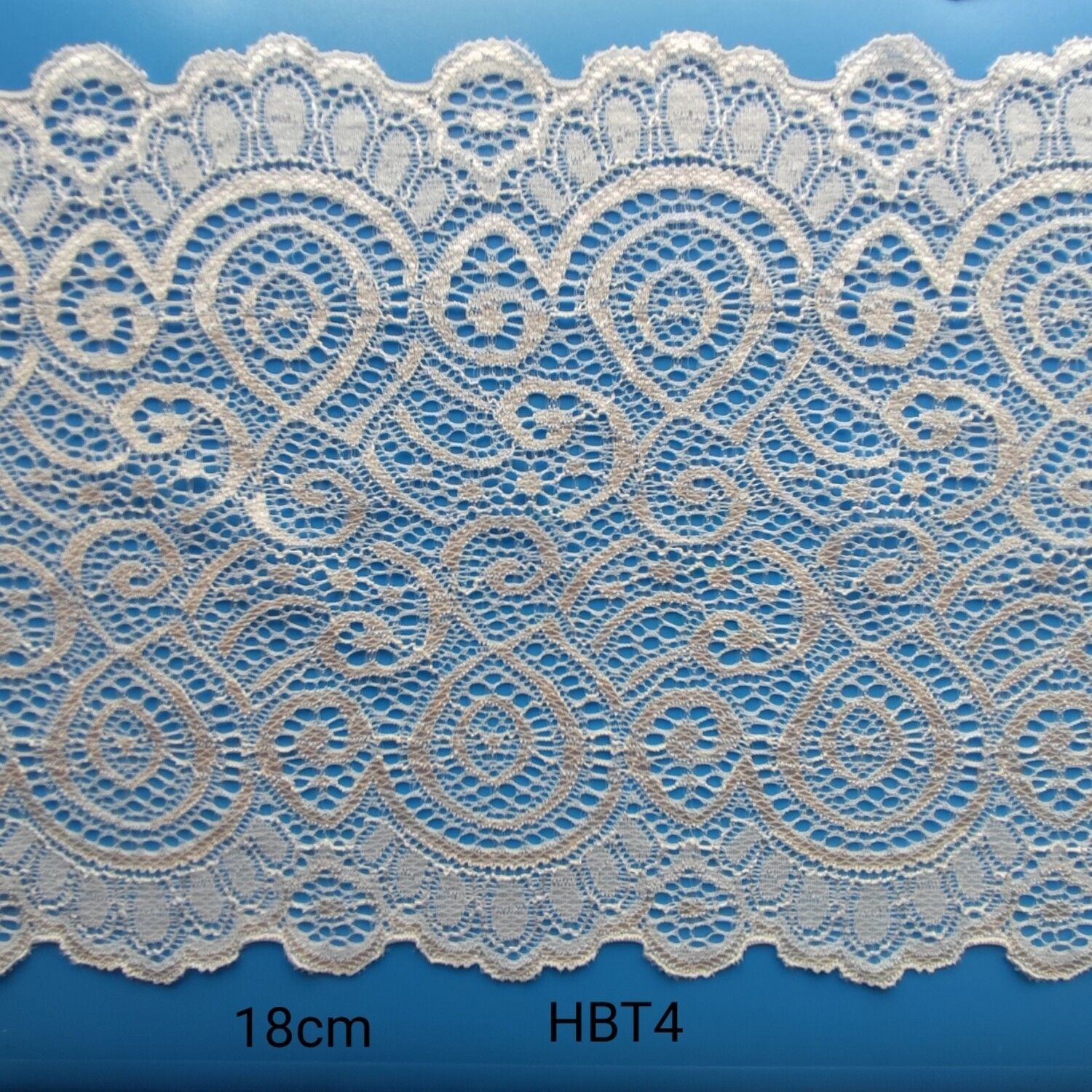 3 m dentelle 18 cm en noir et blanc