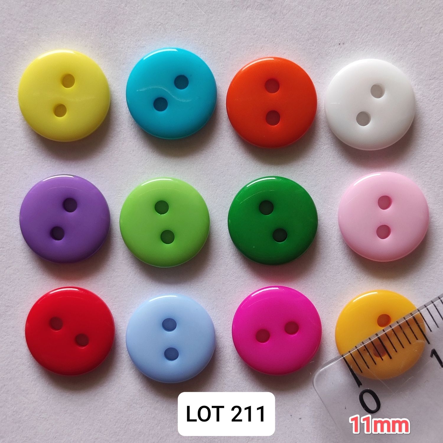 10 boutons résine 11mm LOT 211 (choisissez vos couleurs)