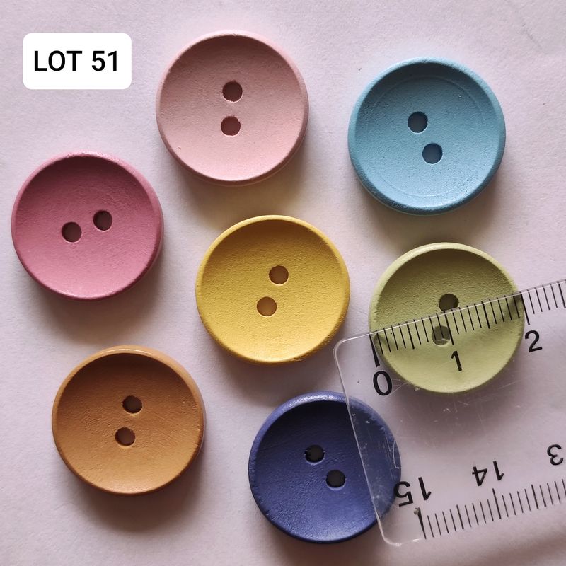 10 boutons en bois 2cm LOT 51 (choisissez vos couleurs)