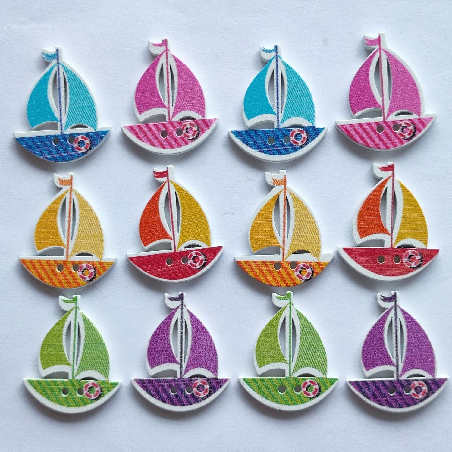  12 boutons en bois bateau LOT 90