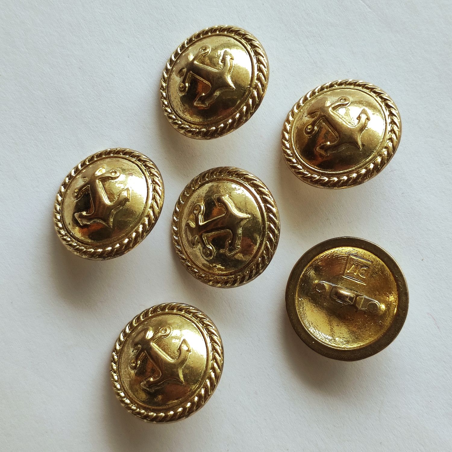 6 boutons en métal doré anse de bateau LOT 11