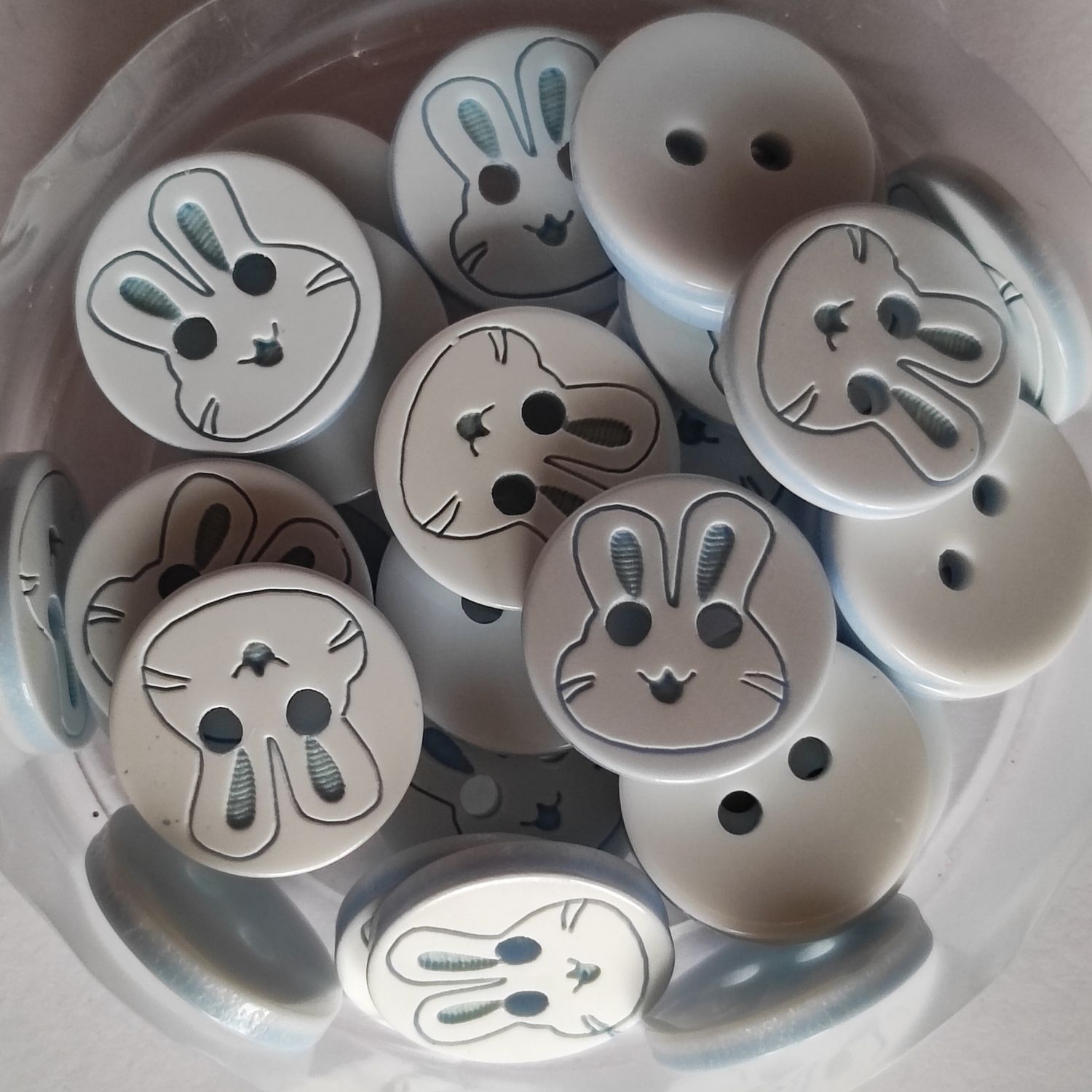 10 boutons lapin en résine 12mm LOT 13