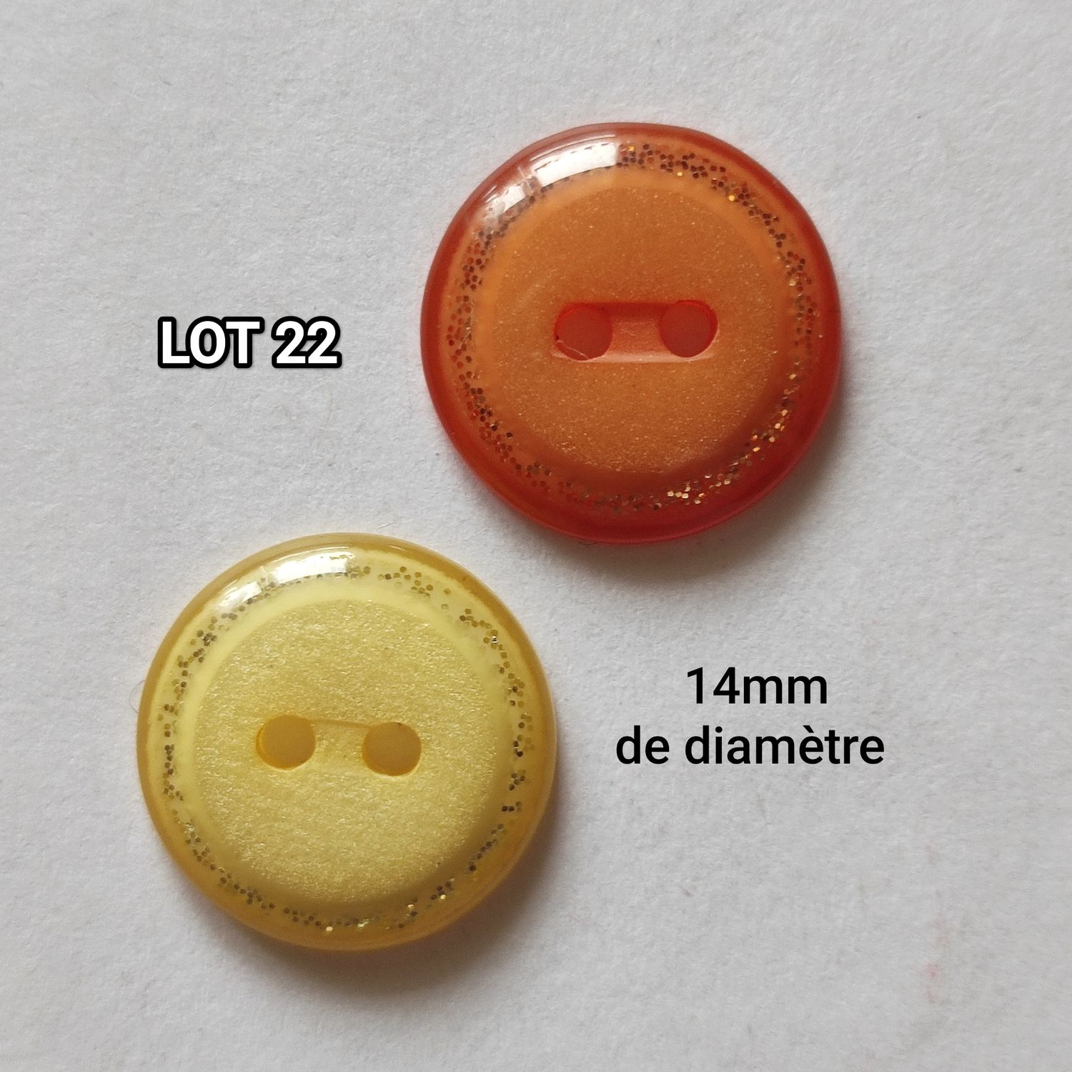 10 boutons 14mm contour doré ou argenté LOT 22