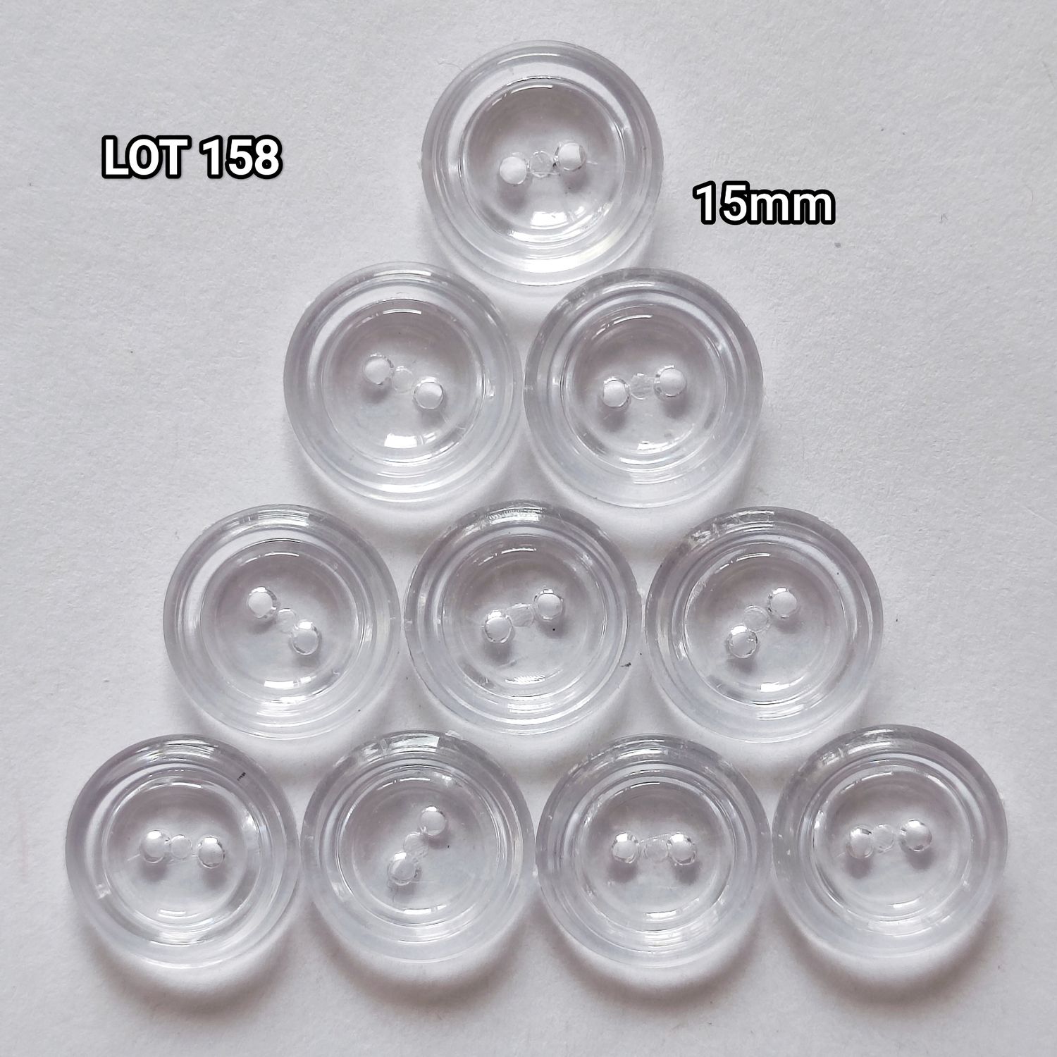 10 boutons transparent 1,5cm LOT 158