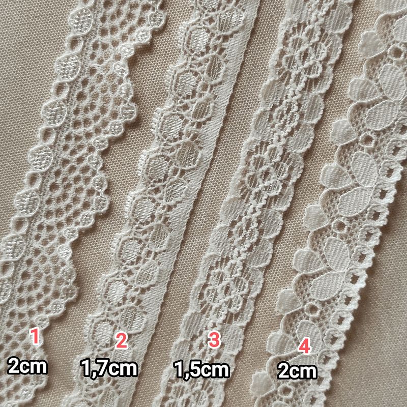 Petite dentelle extensible blanc cassé (choisissez vos modèles)