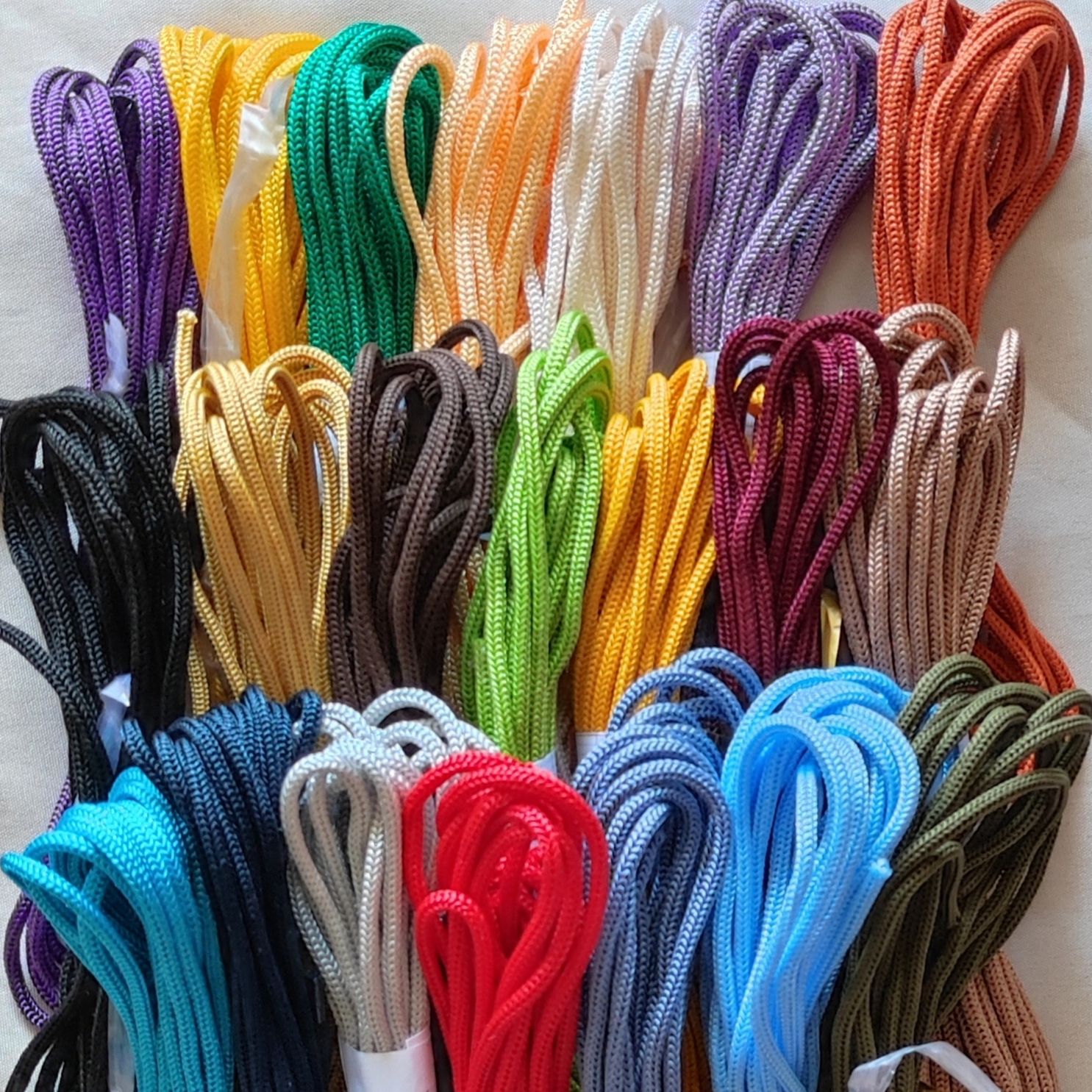 Lot cordelette 4mm polyester (choisissez vos lots)