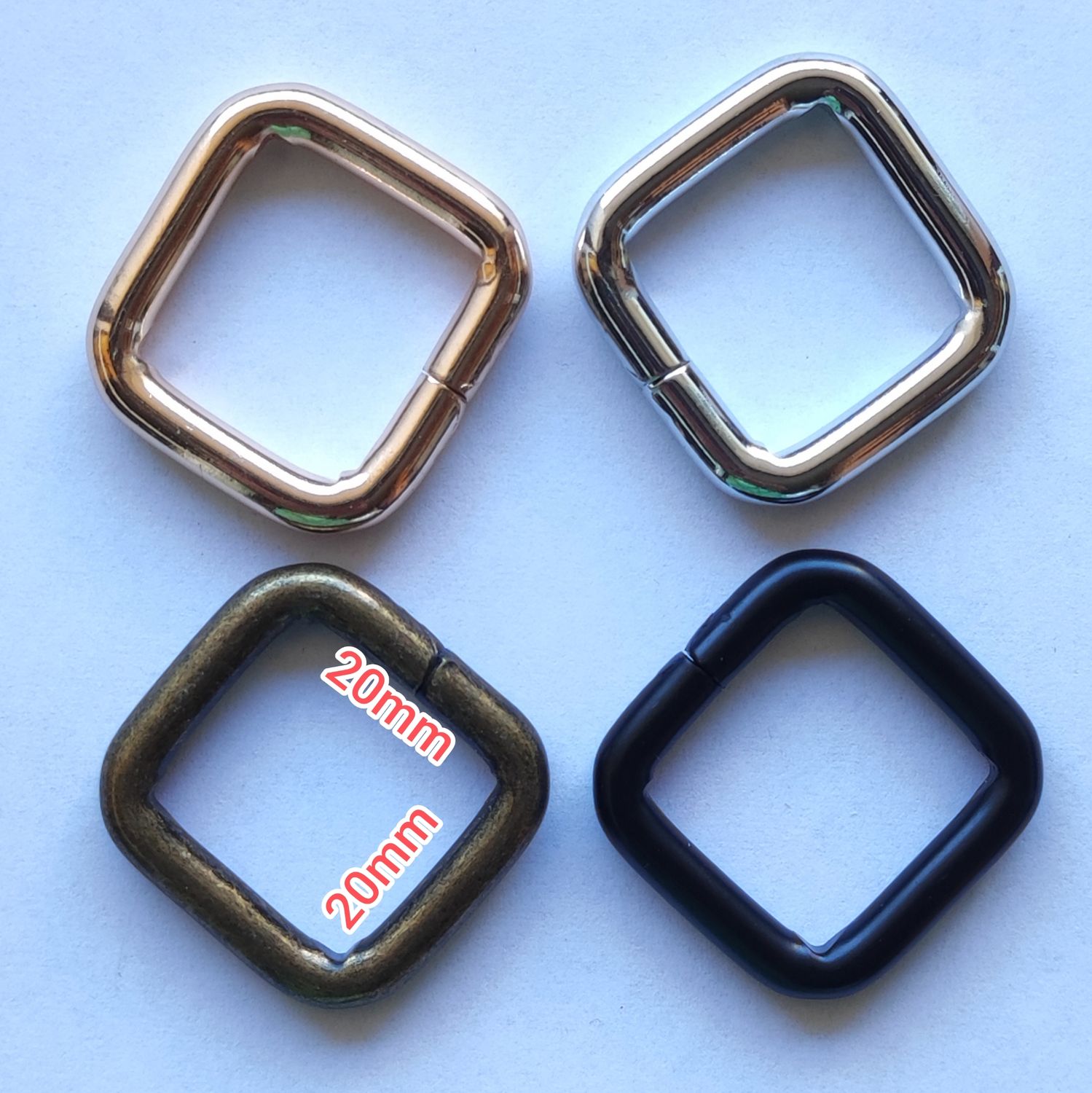 Anneau carré 2cm  (choisissez vos couleurs)