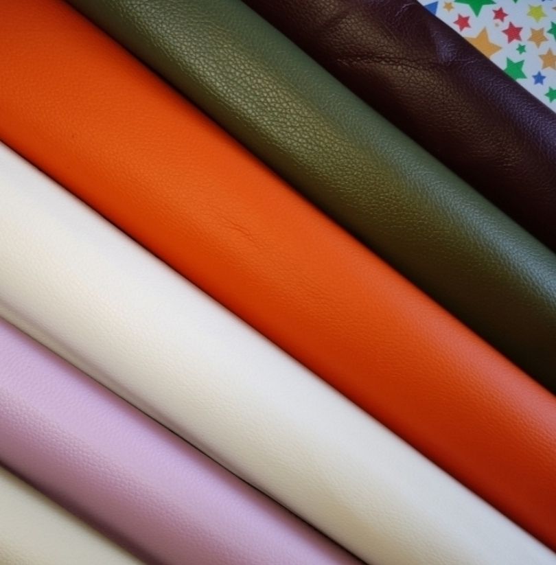 Simili cuir laize 1m40 (Retrait en magasin sur Agen)