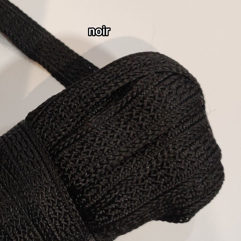 Sfifa 2cm au mètre , noir