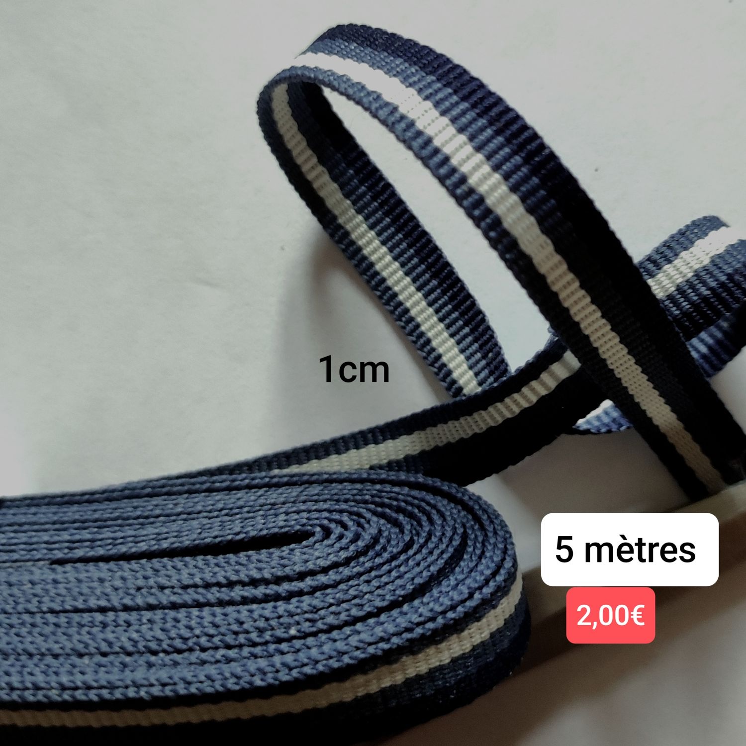 Ruban bleu à rayures 1cm 