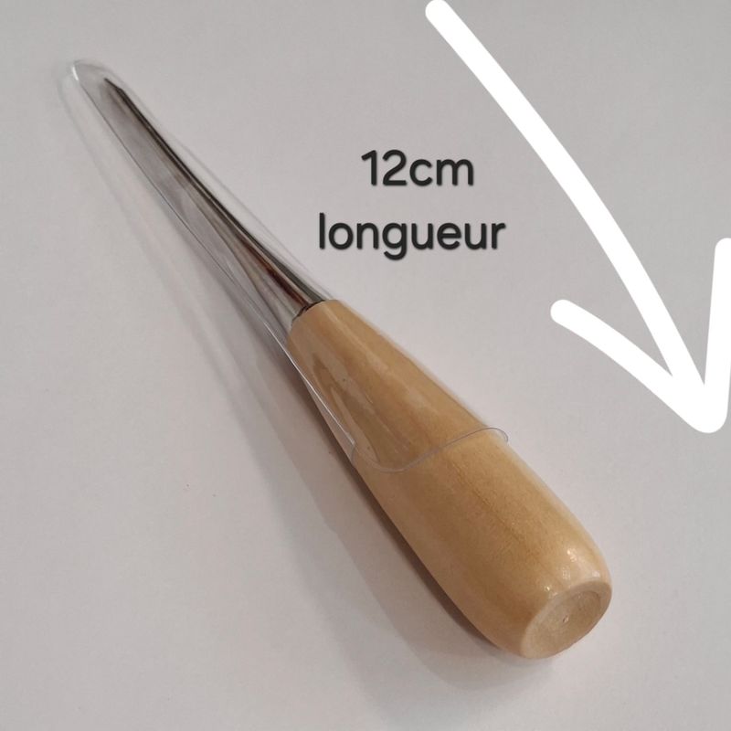 Poinçon 12 cm manche en bois Poinçon 12 cm manche en bois