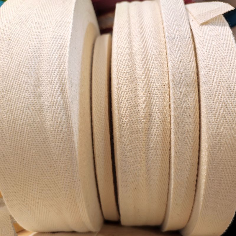 Ruban sergé au mètre (choisissez votre largeur)