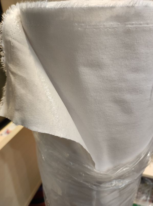 Entoilage tissé blanc thermocollant vendu par 50cm