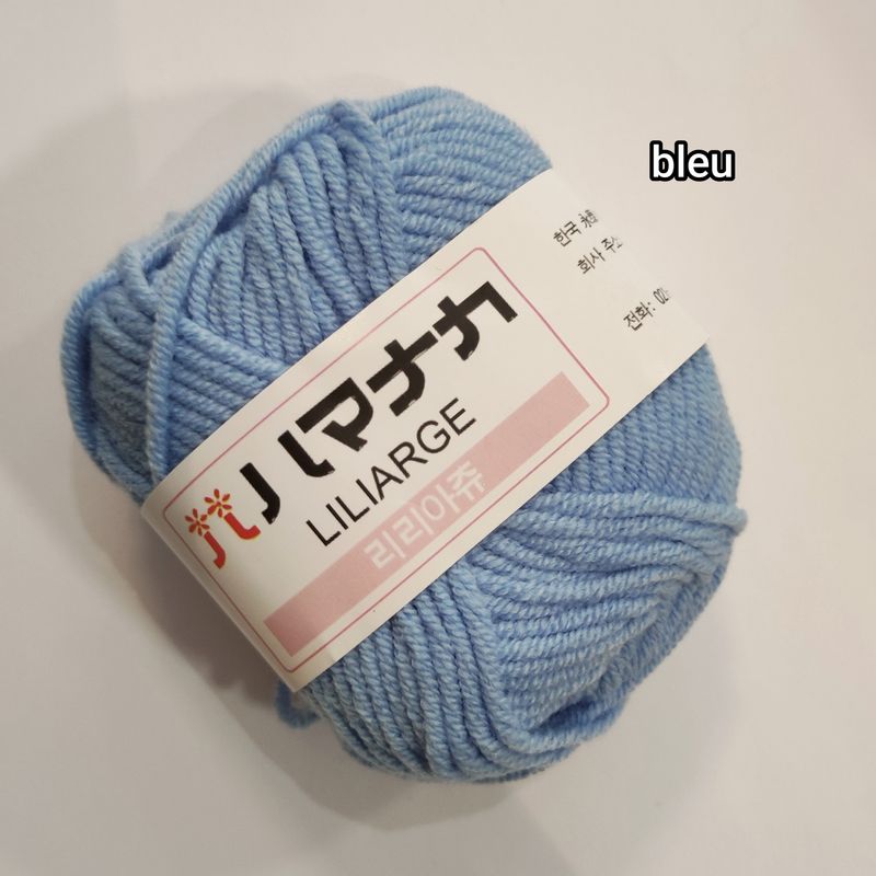 25g Pelote en coton lait bleu taille 3