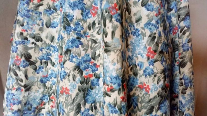 Tissus fleuri 100% coton biologique bleu