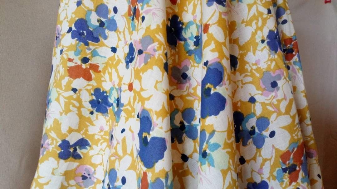 Tissus fleuri 100% coton biologique moutarde