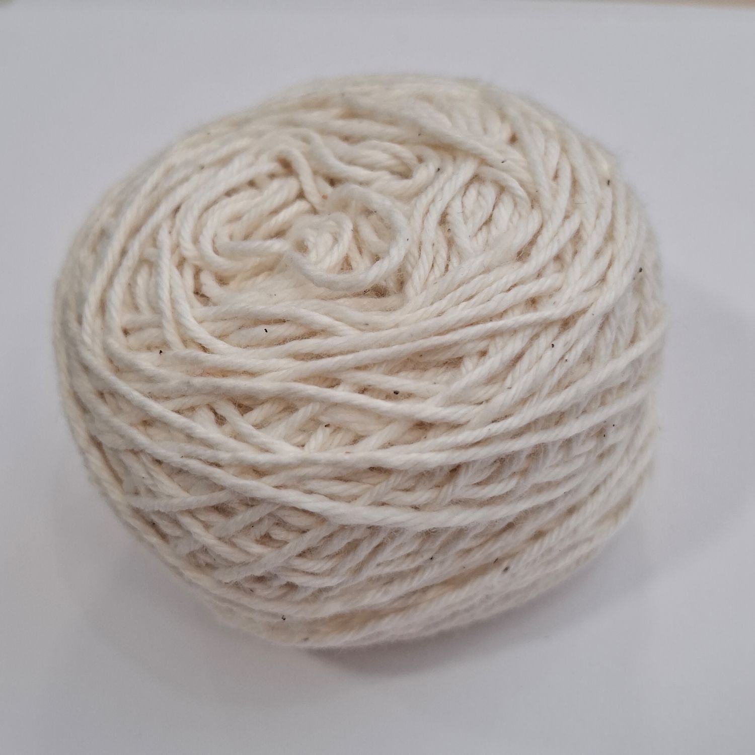 Pelotes coton écru 34g