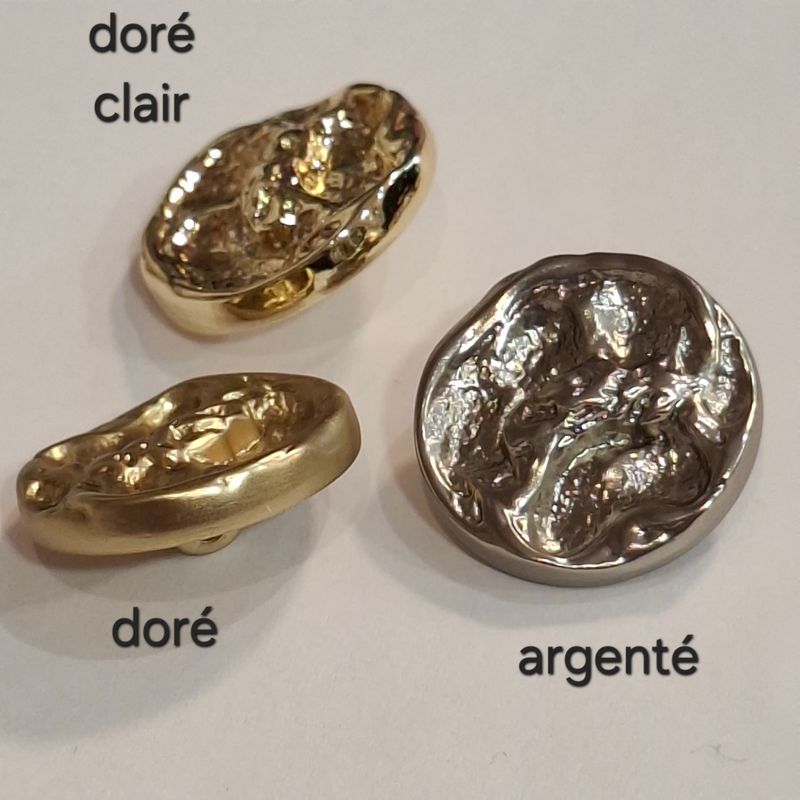 Bouton irrégulier chic 2cm (3couleurs)