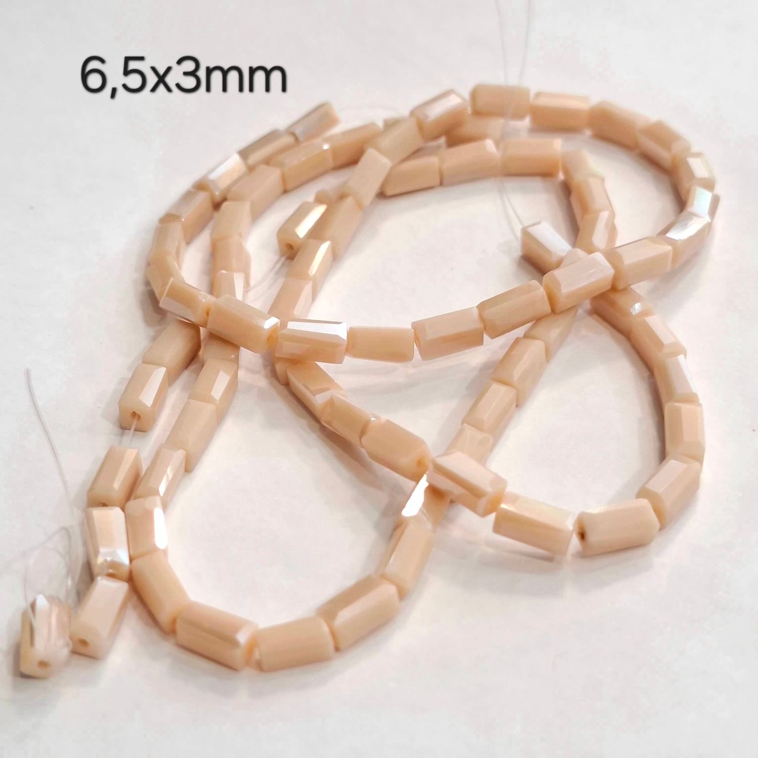 78 perles en verre tube beige 6,5x3mm