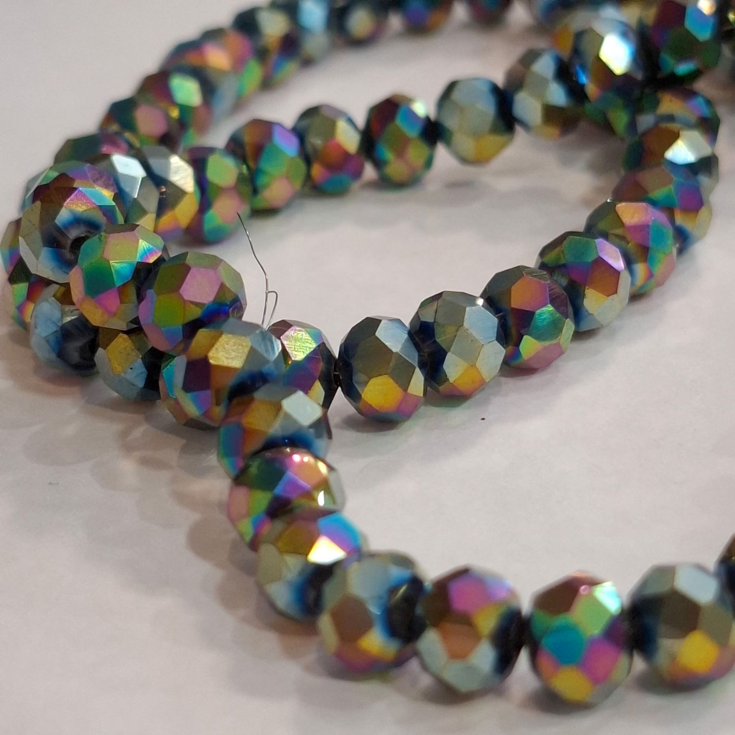 82 perles acryliques à facette 6x4mm irisé 